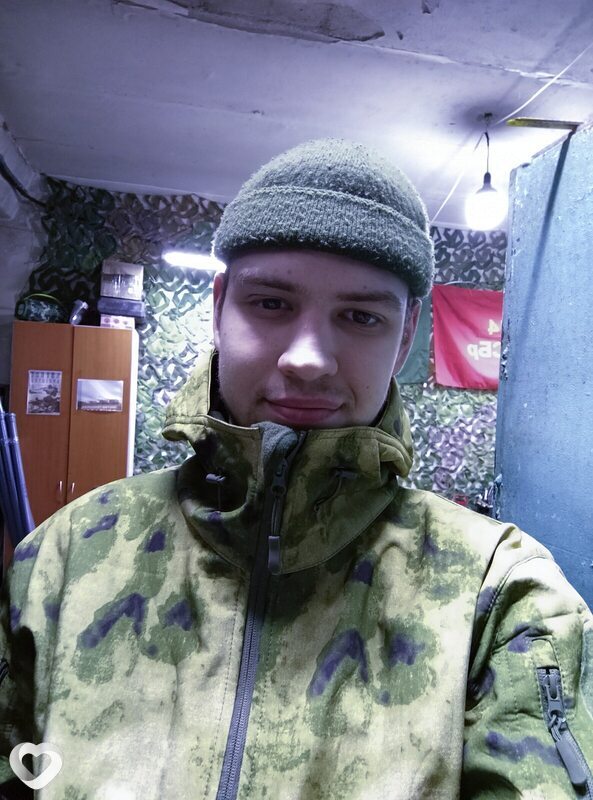 Денис, 22, Ясиноватой — анкета №2200985