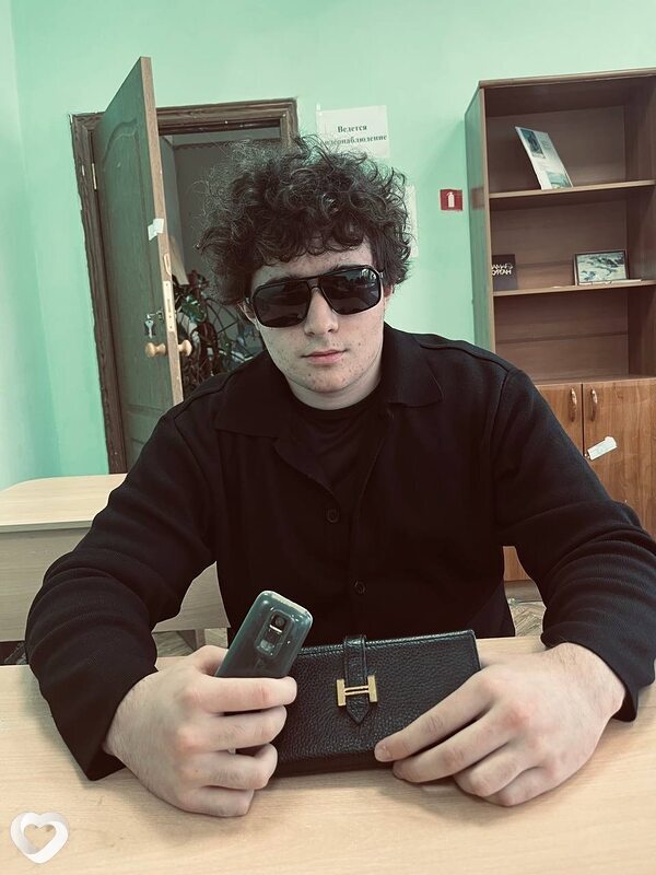 Даниил, 19, Красноярске — анкета №2201713