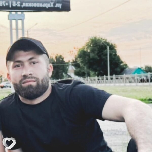 Руслан, 29, Черниговке — анкета №2201698