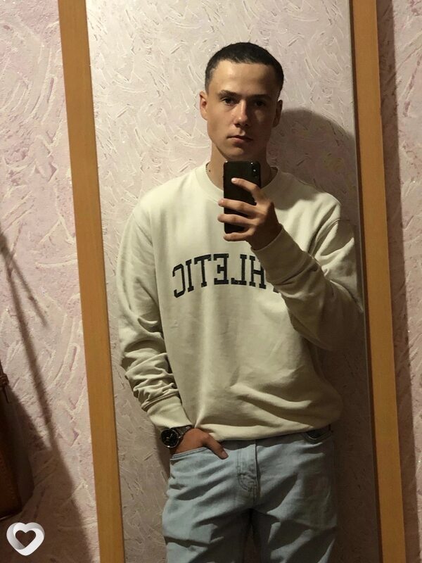 Егор, 20, Ноябрьске — анкета №2202399