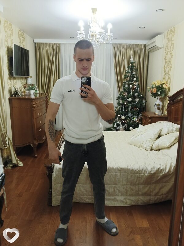 Кирилл, 19, Краснодаре — анкета №2203576