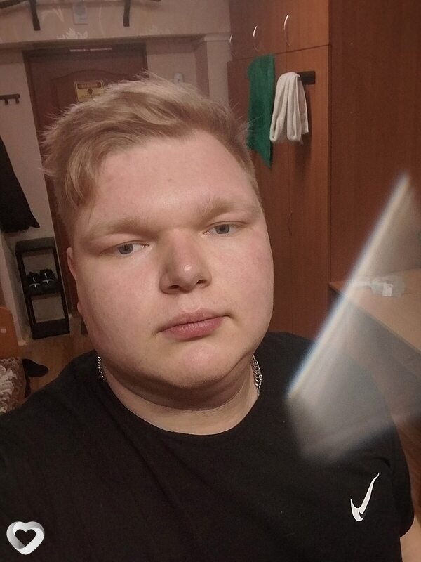 Александр, 21, Минске — анкета №2202696