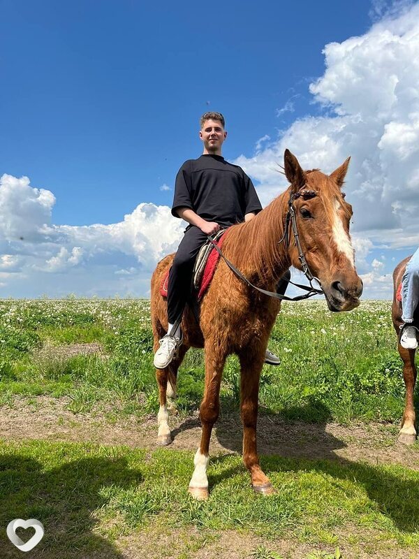 Николай, 21, Минске — анкета №2203007