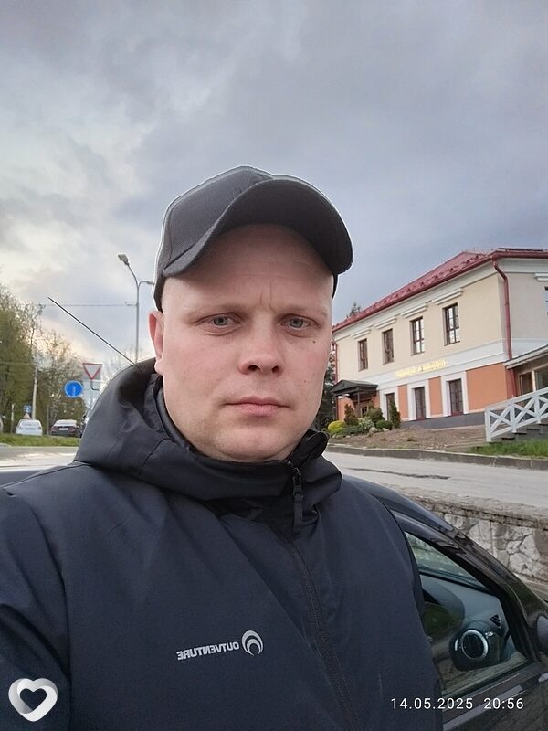 Виталий, 37, Великом Новгороде — анкета №2203137