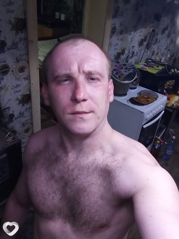 Динис, 29, Белове — анкета №2203140