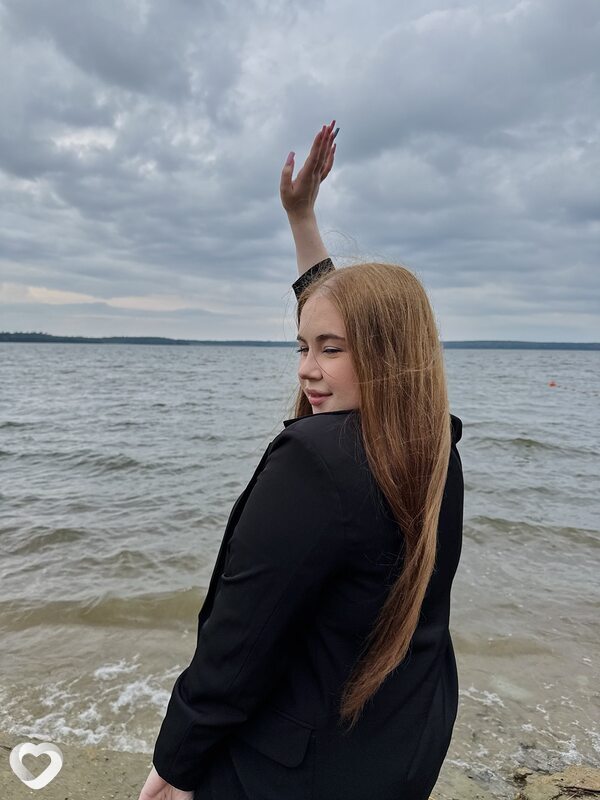 Алёна, 20, Екатеринбурге — анкета №2203609