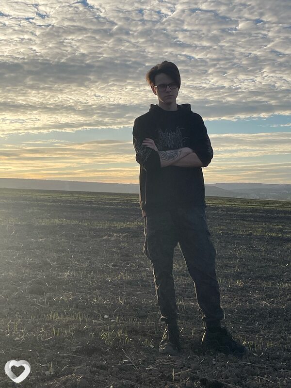 Макс, 19, Ессентуках — анкета №2203954