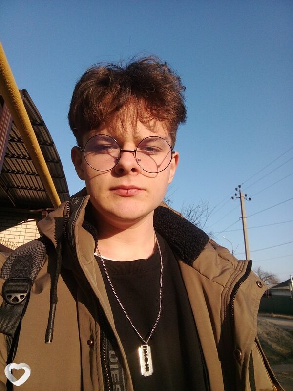Даниил, 19, Москве — анкета №2204367