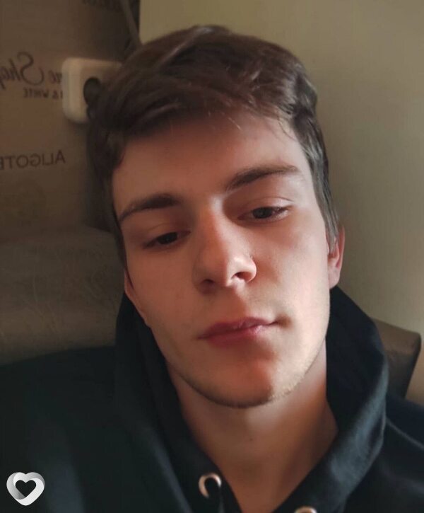Евгений, 24, Барановичах — анкета №2204584