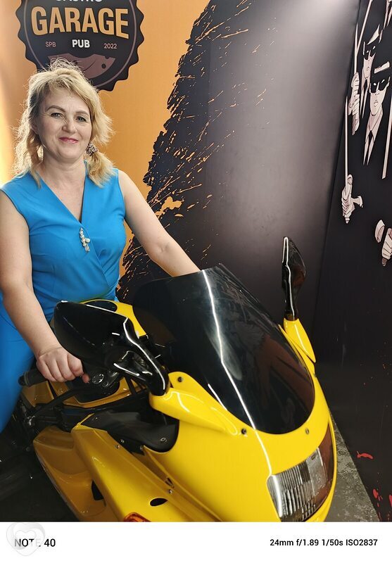 Елена, 40, Санкт-Петербурге — анкета №2205622
