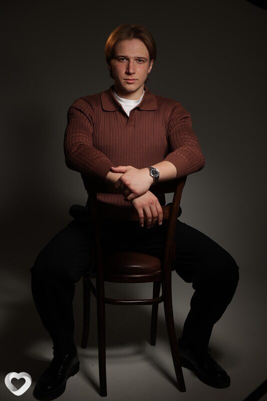 Глеб, 19, Санкт-Петербурге — анкета №2205545