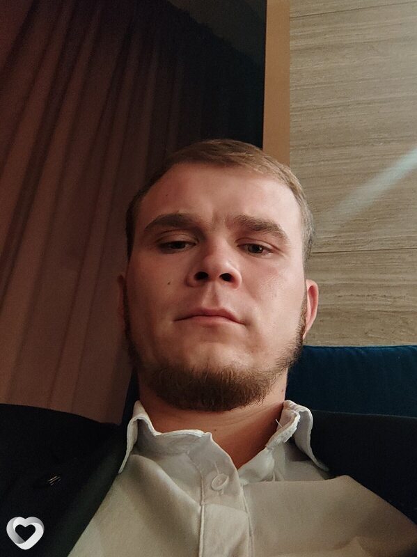 Саша, 26, Бишкек — анкета №2205876