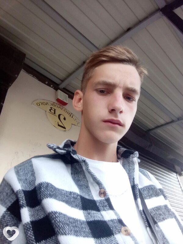 Виктор, 21, Кореновске — анкета №2205887