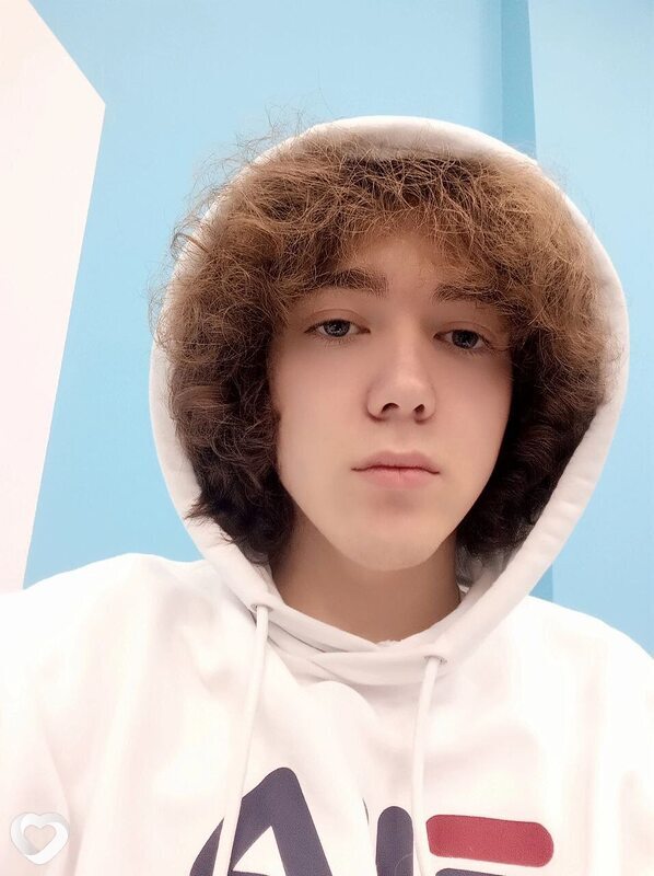 Андрей, 21, Вологде — анкета №2206492