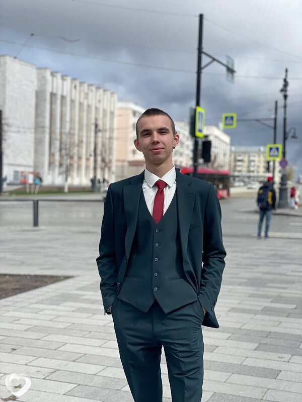 Дмитрий, 20, Перми — анкета №2206748
