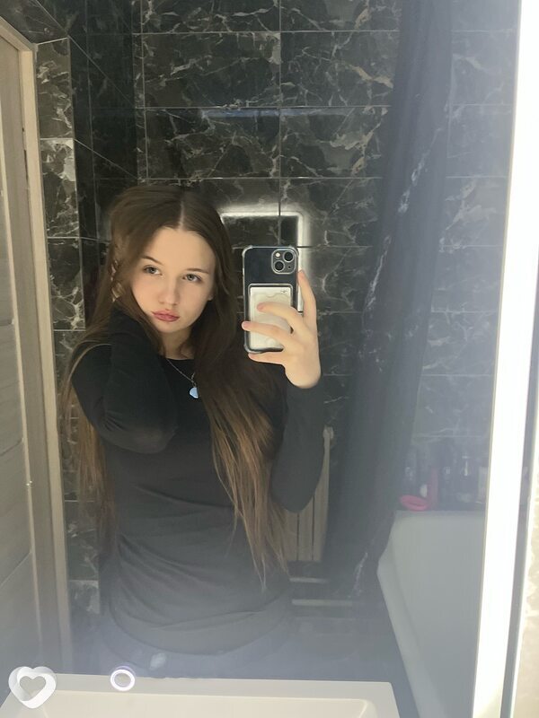 Даша, 19, Минске — анкета №2207128
