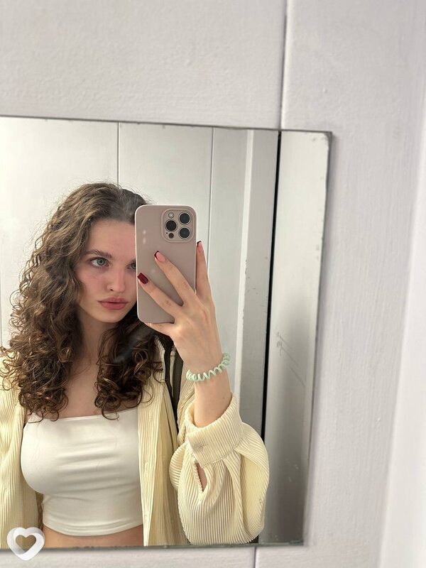 Яна, 26, Москве — анкета №2207133