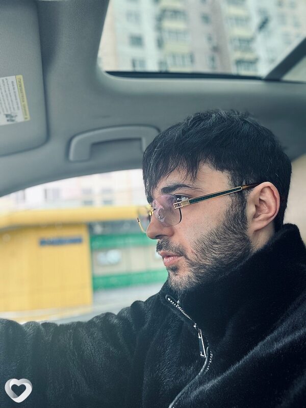 Артур, 27, Москве — анкета №2207144