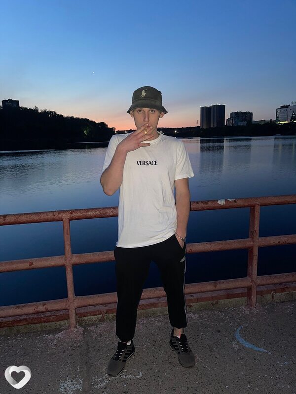 Сергей, 22, Ростове-на-Дону — анкета №2207326