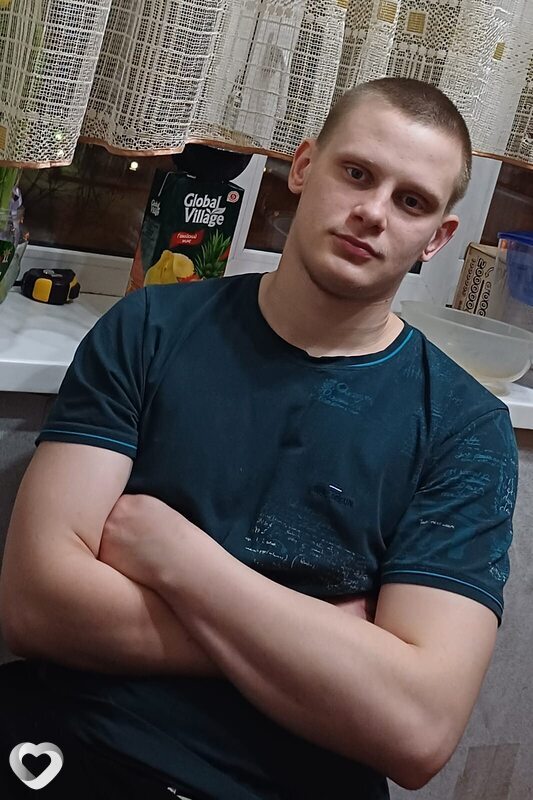 Рома, 21, Нижневартовске — анкета №2207482