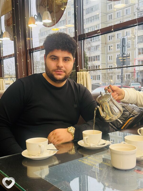 Гена, 26, Москве — анкета №2207654