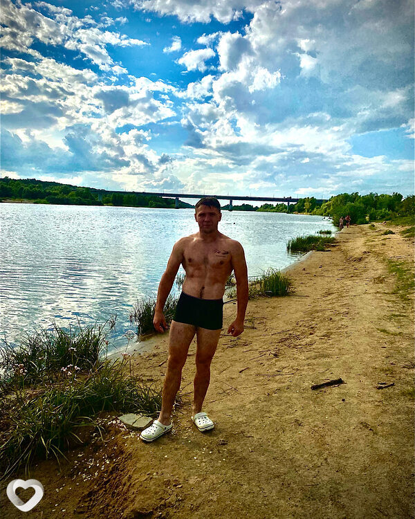 Олег, 26, Москве — анкета №2208160