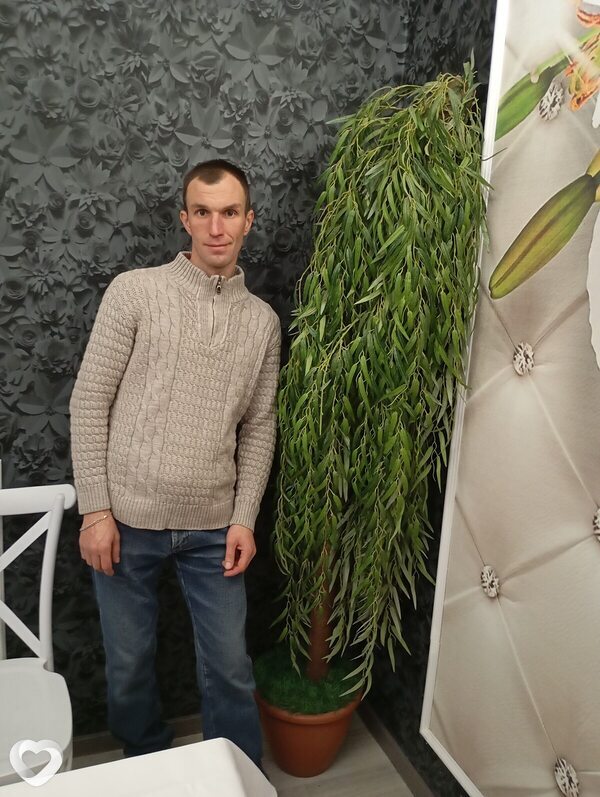 Максим, 39, Могилев — анкета №2208494
