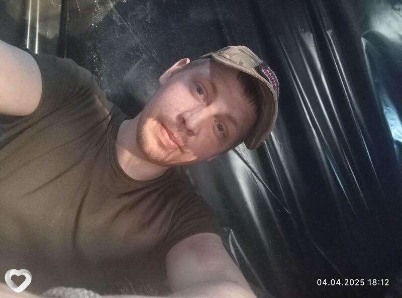 Виктор, 29, Великих Луках — анкета №2208422