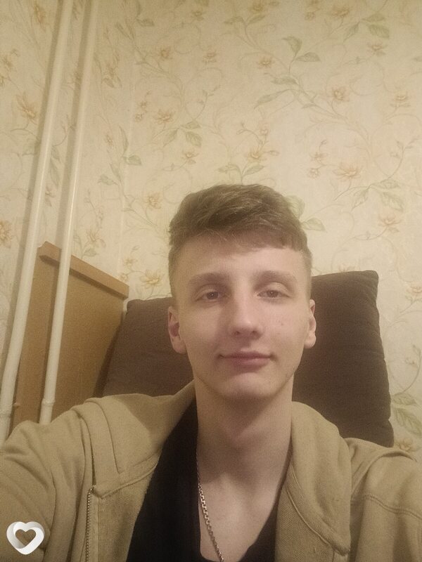 Даниил, 20, Столине — анкета №2208360