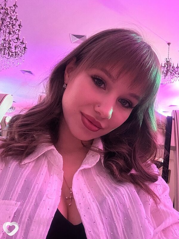 Алина, 24, Ростове-на-Дону — анкета №2208715