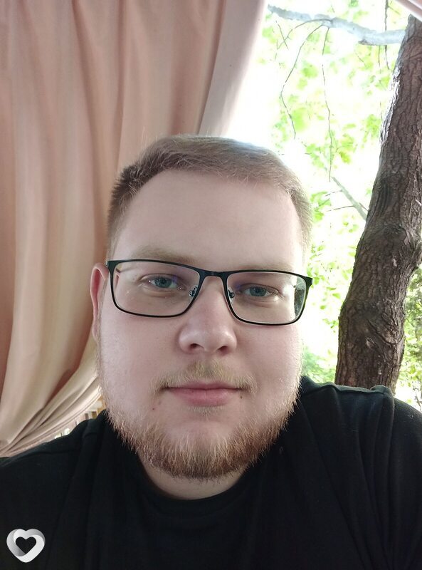 Максим, 21, Минеральных Водах — анкета №2208678