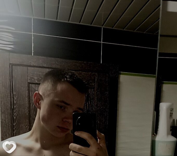 Санька, 19, Горках — анкета №2208729