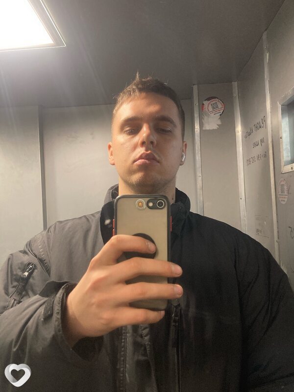Паша, 23, Москве — анкета №2210269