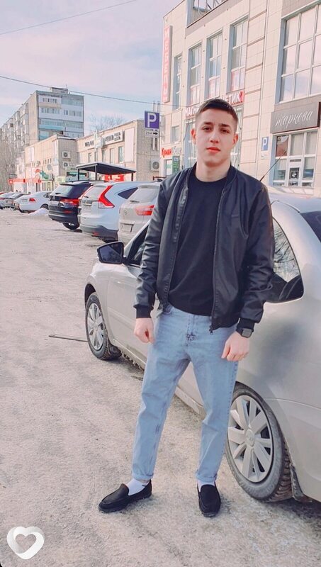 Динис, 20, Арзамасе — анкета №2210915