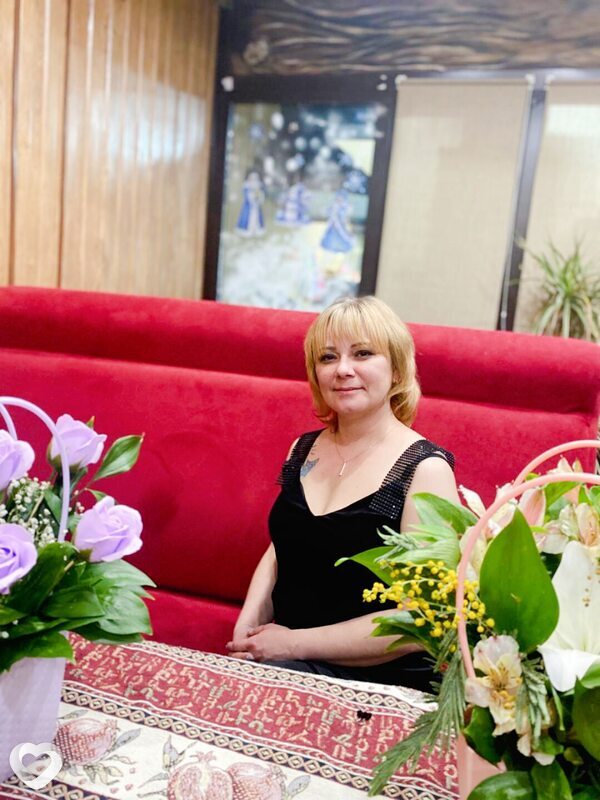 Елена, 41, Новокубанске — анкета №2210609