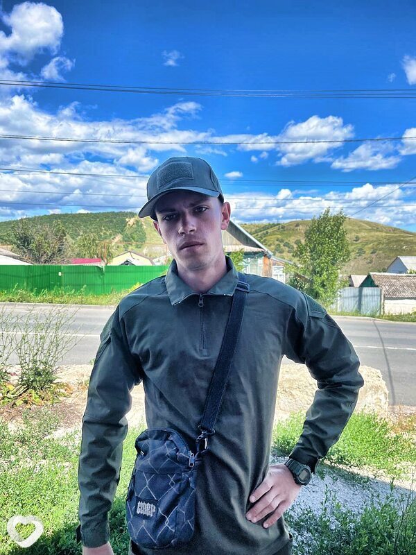 Алексей, 21, Саратове — анкета №2210652