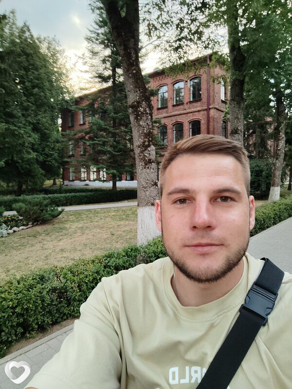 Антон, 32, Москве — анкета №2211474