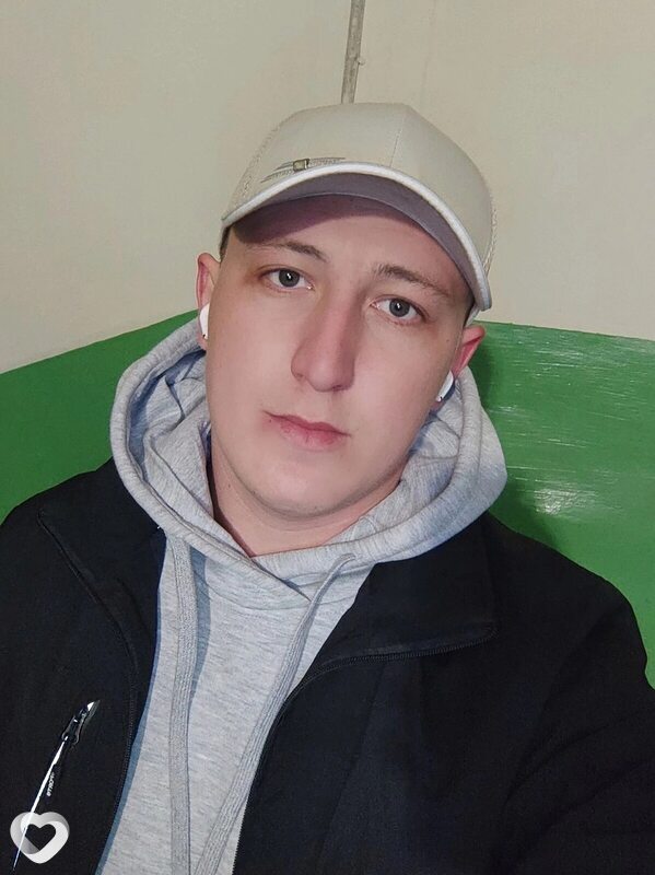 Анатолий, 27, Омске — анкета №2211391
