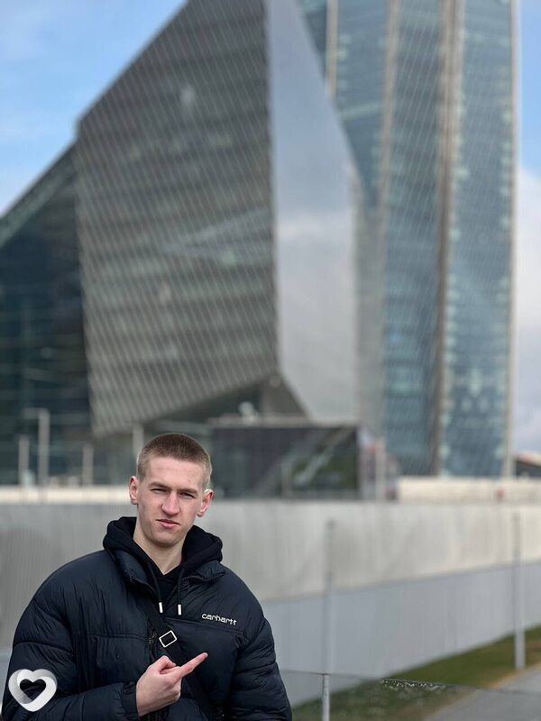 Даник, 25, Санкт-Петербурге — анкета №2211707
