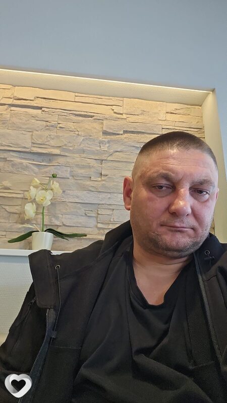 Серж, Херфорд