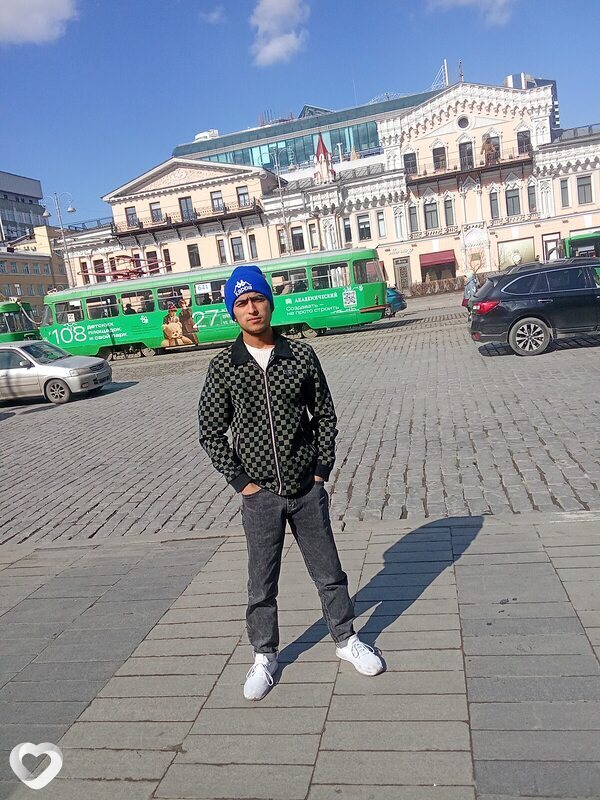 Холмахмад, 22, Екатеринбурге — анкета №2212248
