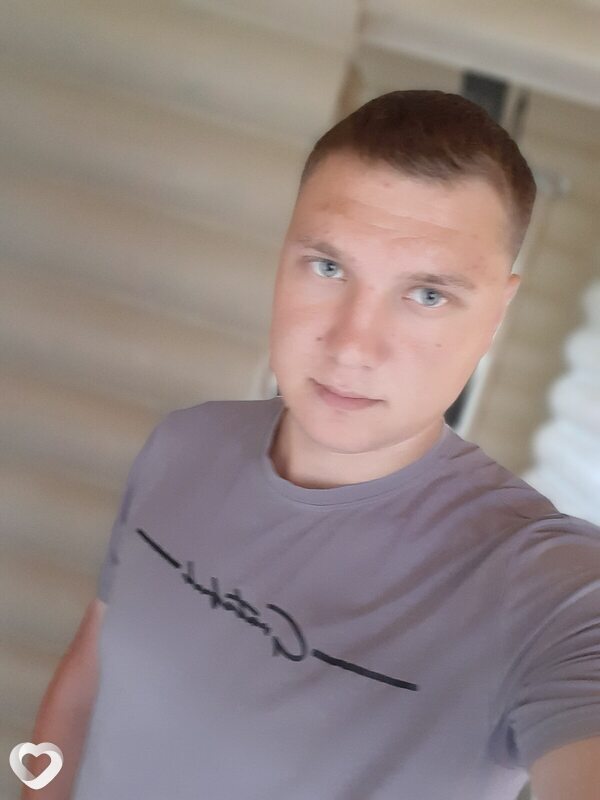 Александр, 23, Перми — анкета №2212439