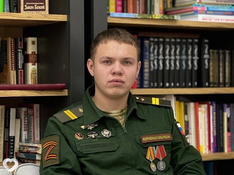 Артур, 21, Омске — анкета №2212753