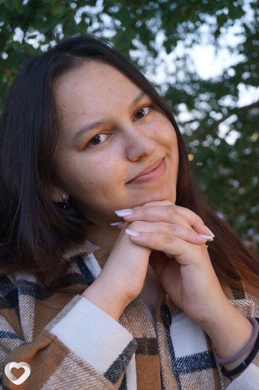 Марина, 23, Екатеринбурге — анкета №2212597