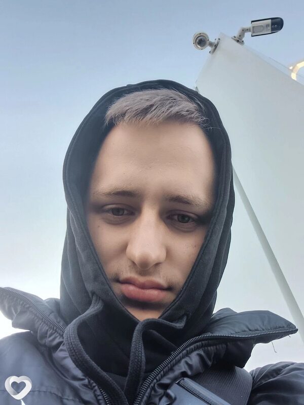 Владимир, 21, Каменске-Шахтинском — анкета №2212998