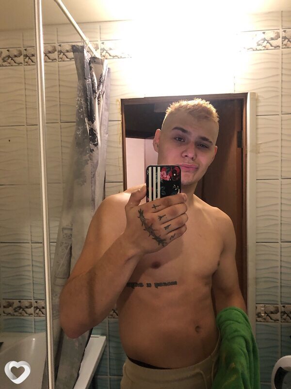 Кирилл, 21, Краснодаре — анкета №2213145