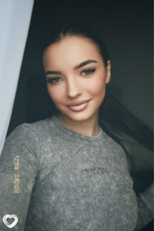 Альбина, 22, Туапсе — анкета №2213034
