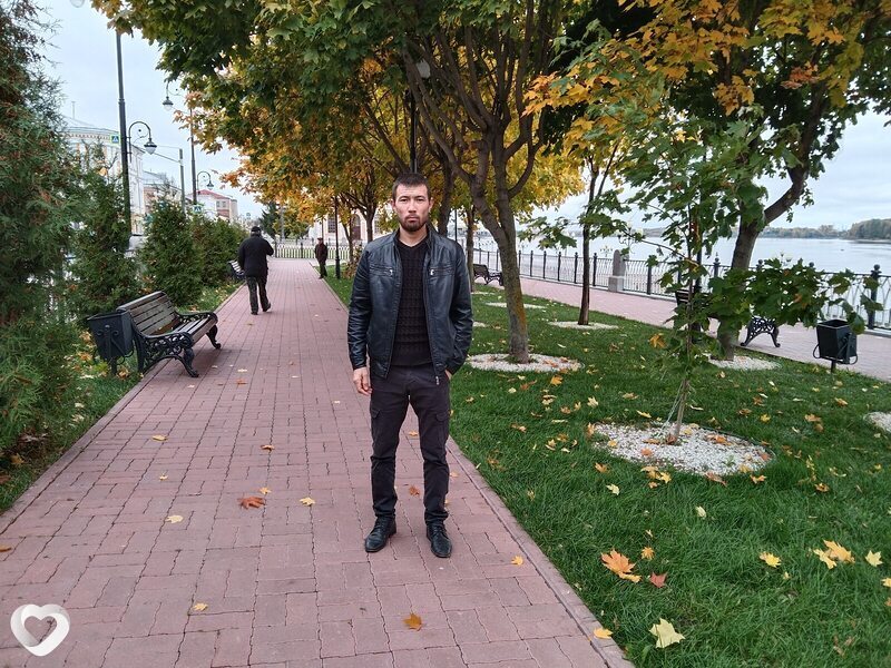 Равшан, 34, Рыбинске — анкета №2214143