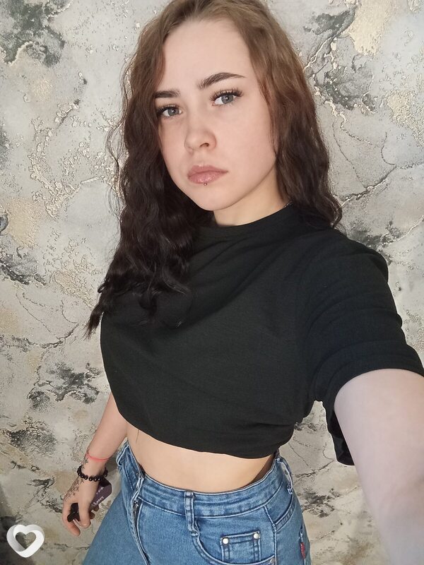 Мария, 23, Южно-Сахалинске — анкета №2214631