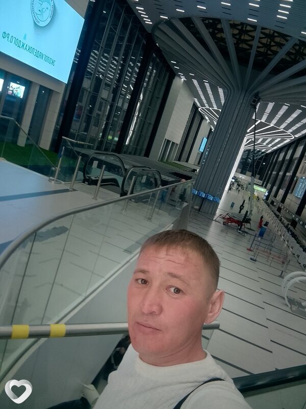 Petr, Салехард